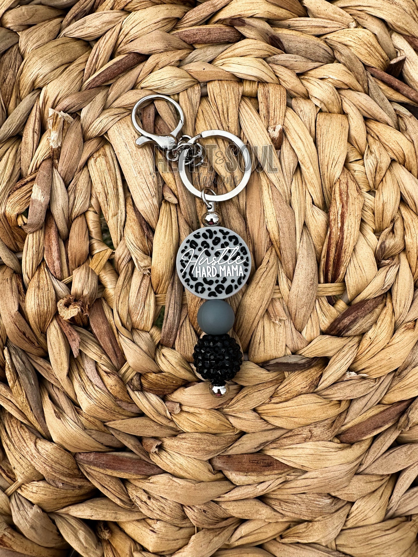 Hustle hard mama keychain