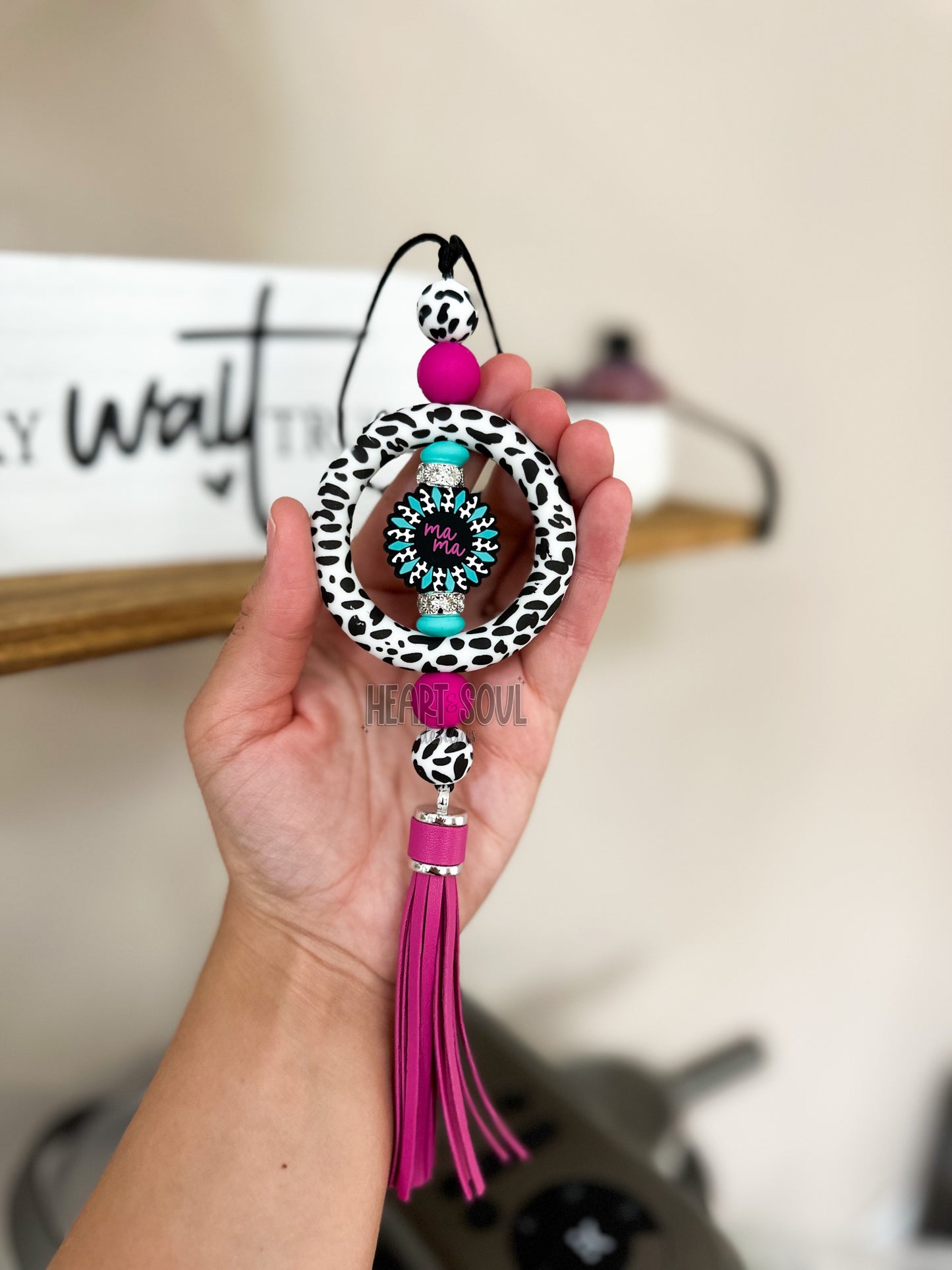Mama flower car charm